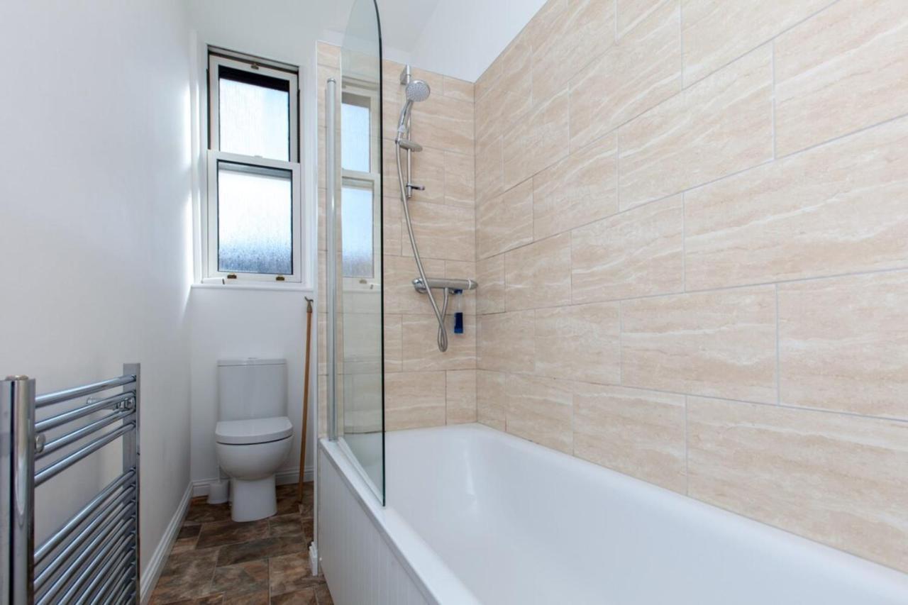 Spacious And Bright Polworth Flat Единбург Екстериор снимка
