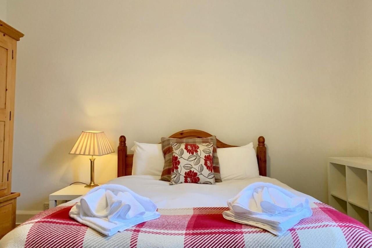 Spacious And Bright Polworth Flat Единбург Екстериор снимка