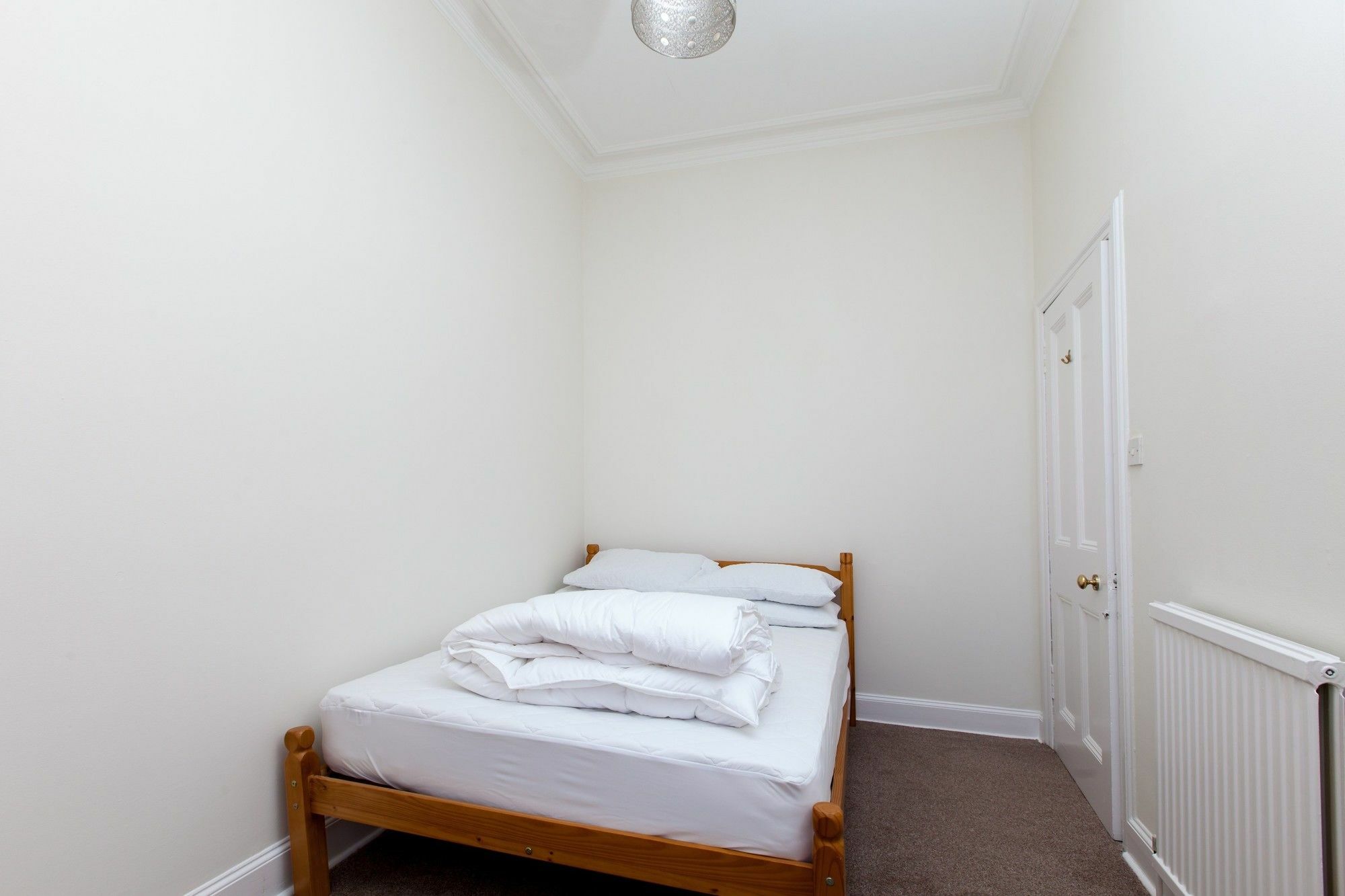 Spacious And Bright Polworth Flat Единбург Екстериор снимка
